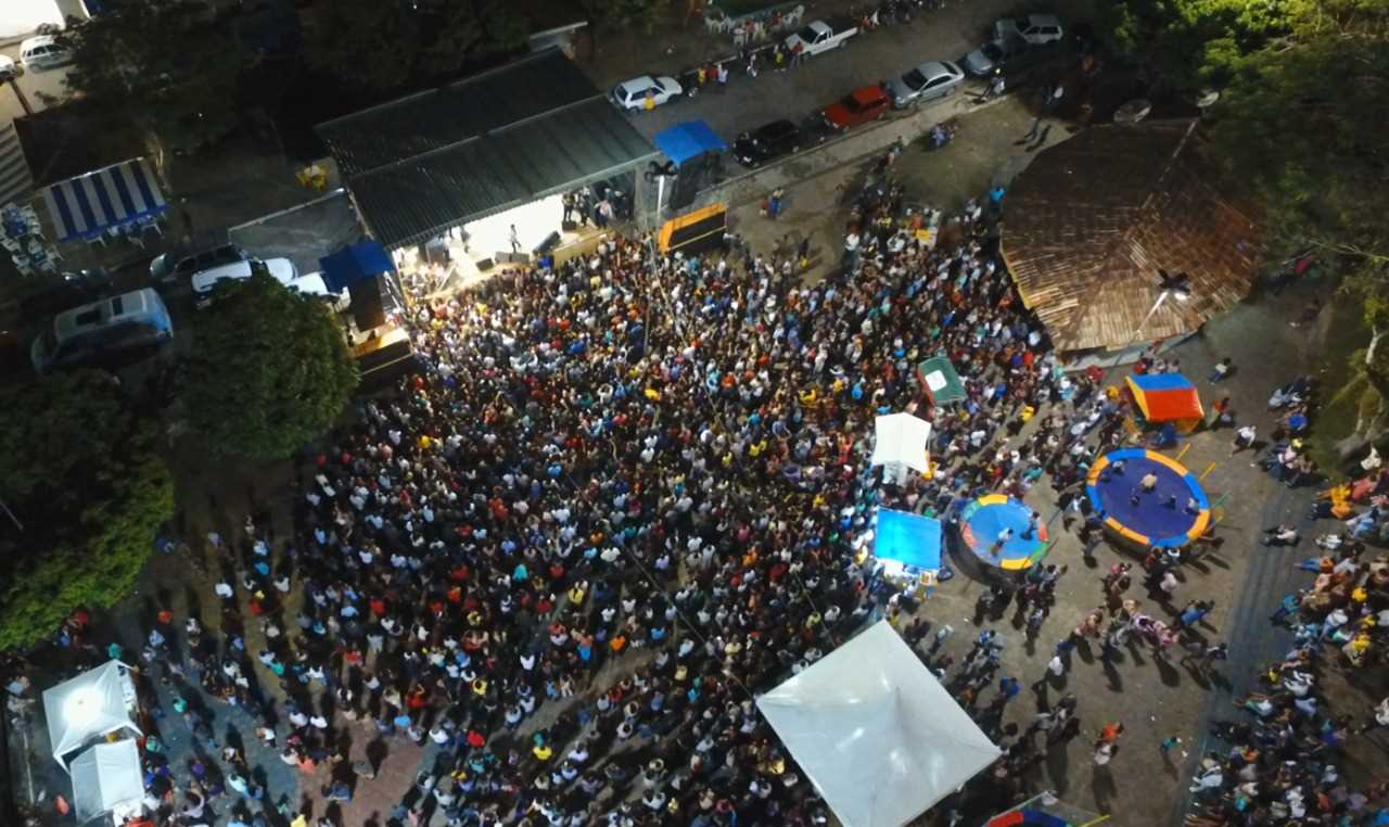Festa praça cruzada